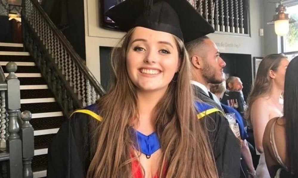 Δολοφόνος τεμάχισε και έθαψε 22χρονη που γνώρισε μέσω tinder